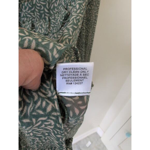 Misa Sacha Top in Green Banana Leaf size XS - Picture 5 of 6